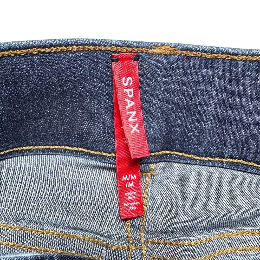 Spanx | Women | EveryWear Midnight Shade Stretch Pull On Flare Jeans | Medium - Picture 7 of 12
